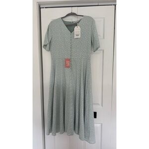 Ivy City Co Allie Blue Floral Dress